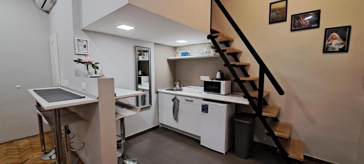 6-Pack Apartment In The Party District Budapeszt Zewnętrze zdjęcie